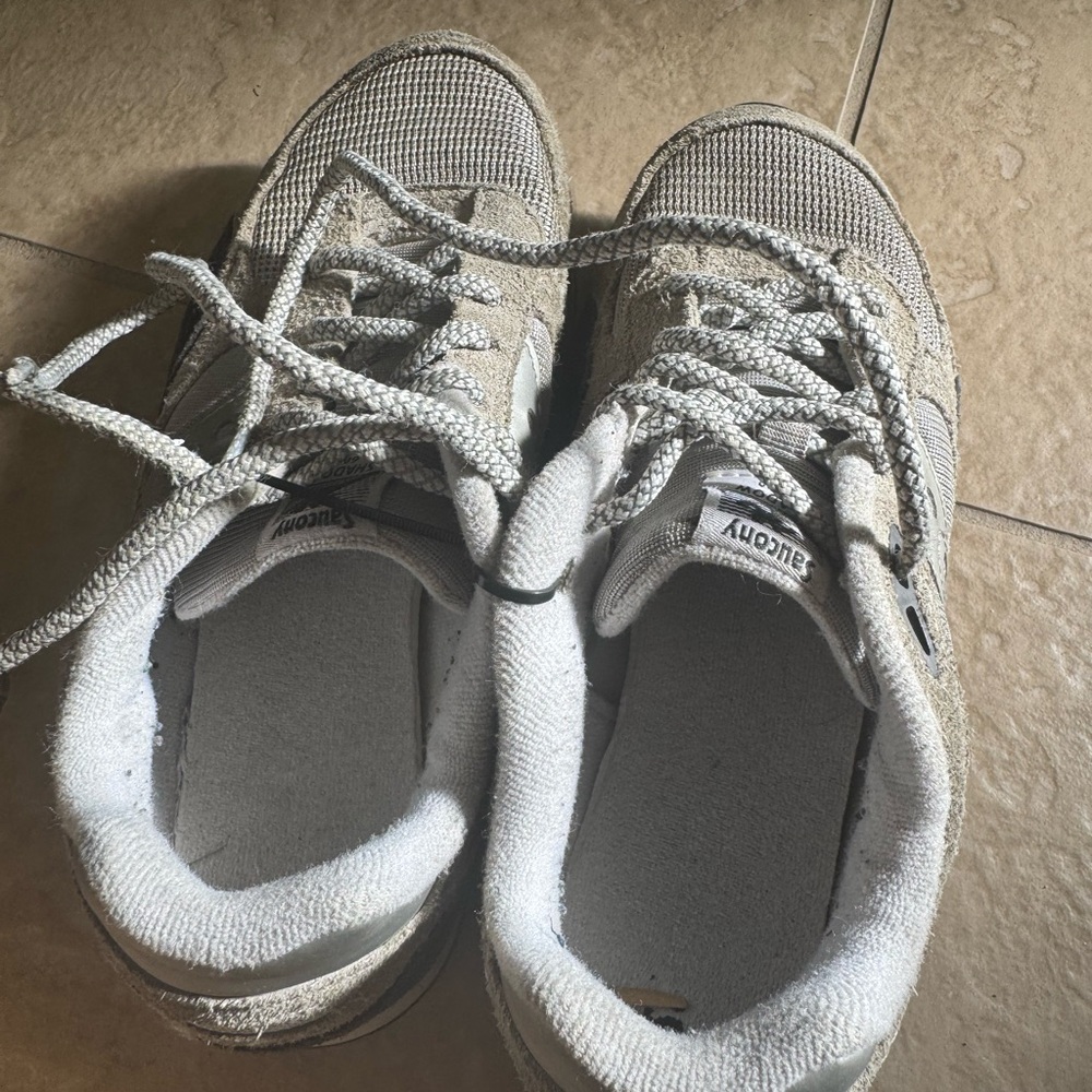 Saucony Kids' Cream and Gray Sneakers
